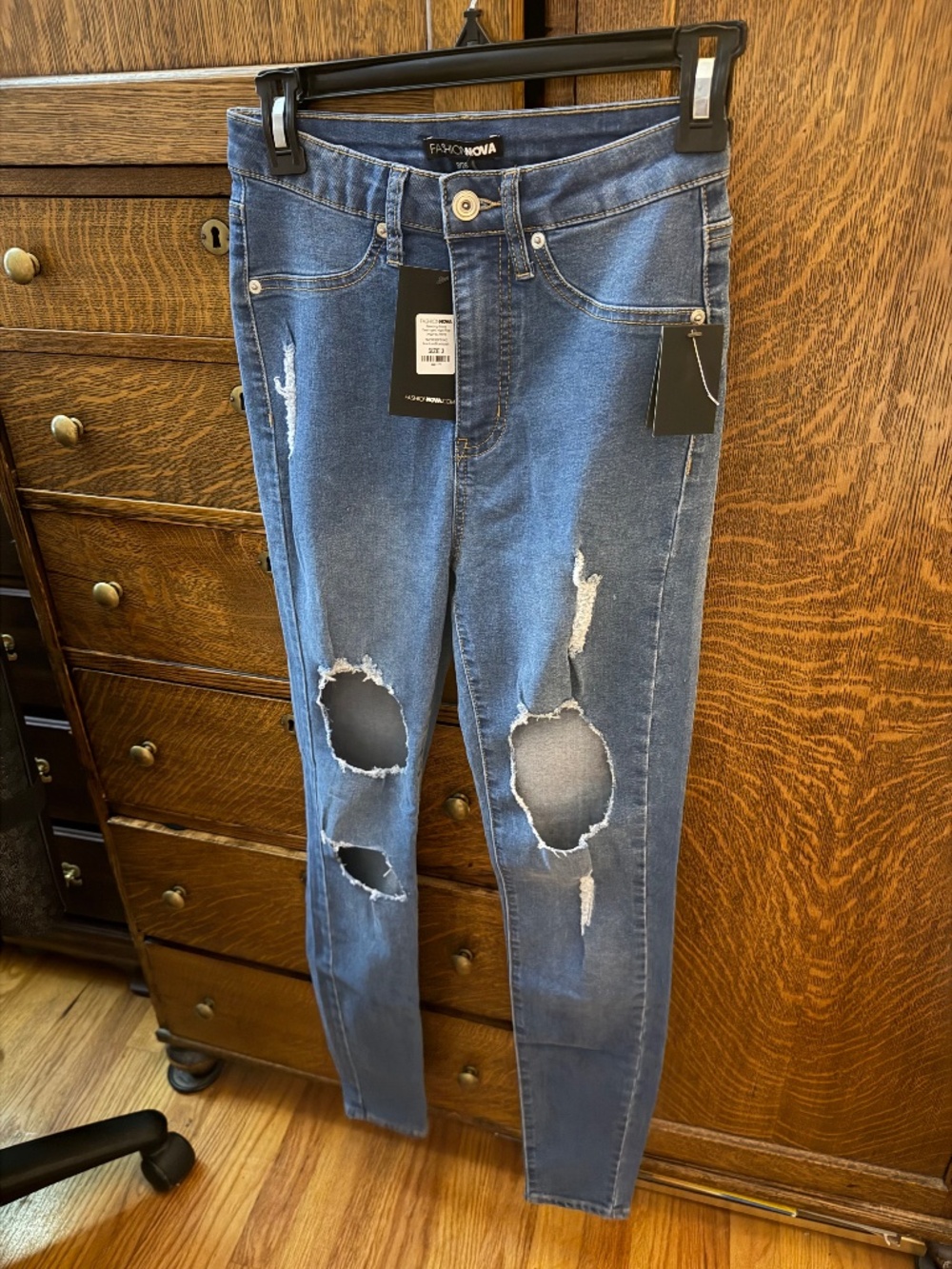 Fashion Nova Jeans Size 3/26